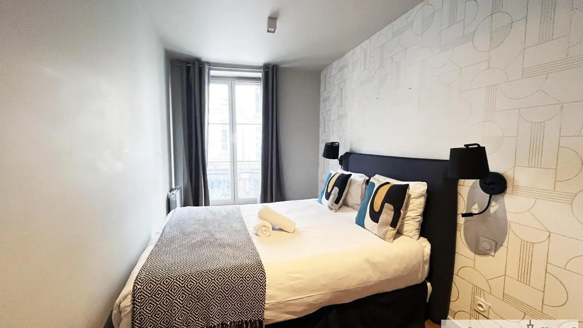 Apartment Urban Flat 02 - 4 Bedrooms Flat In Center Of Paris France