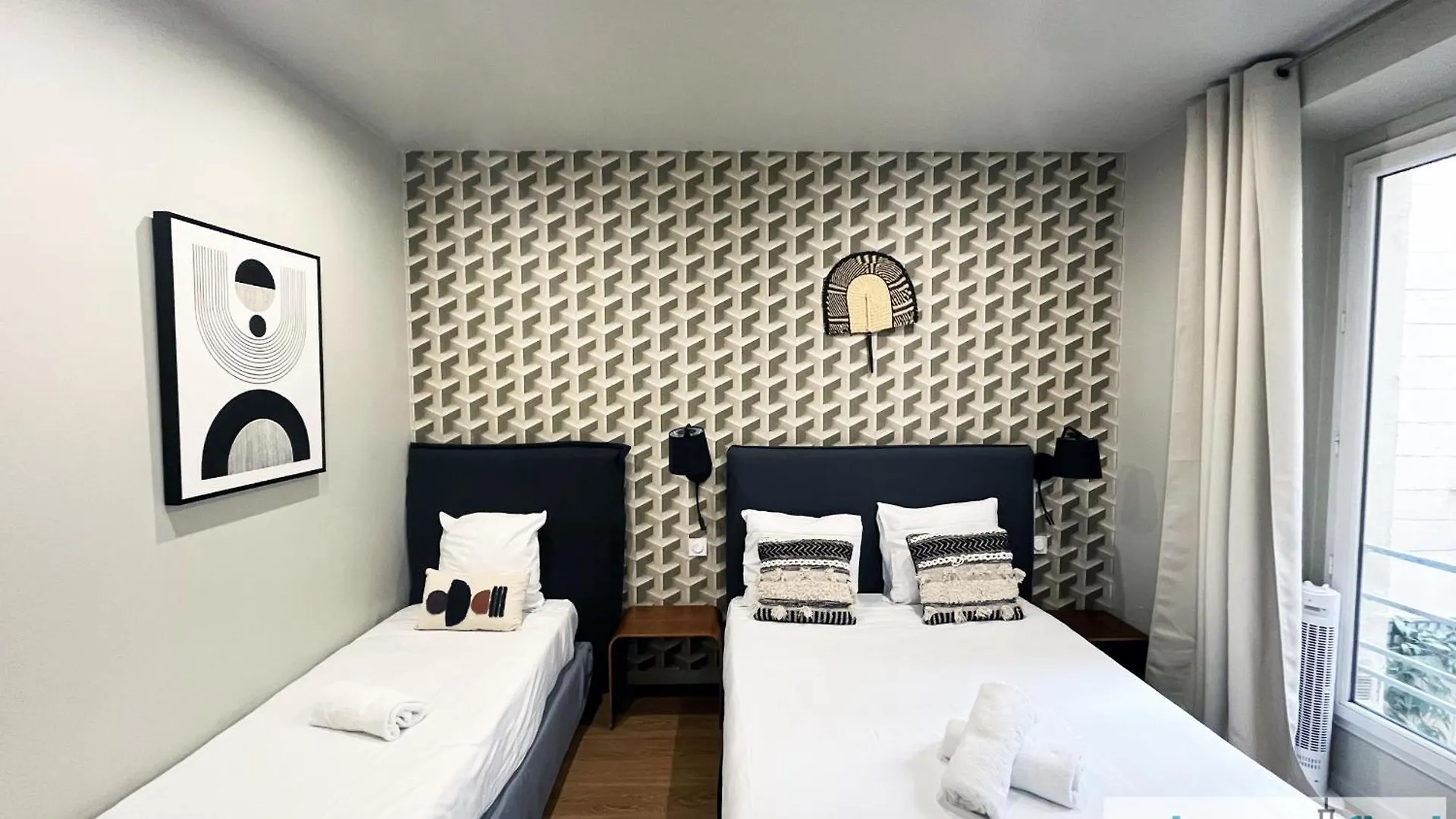 アパート Urban Flat 02 - 4 Bedrooms Flat In Center Of パリ フランス